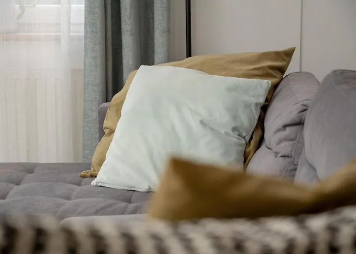 Jasny Z 2 Balkonami Partynice By Renters