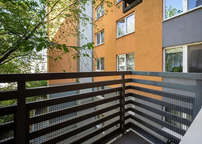 Jasny Z 2 Balkonami Partynice By Renters Apartamento Wrocław