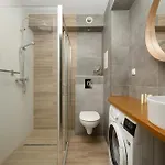 Apartamento Jasny Z 2 Balkonami Partynice By Renters