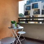 Apartamento Jasny Z 2 Balkonami Partynice By Renters *