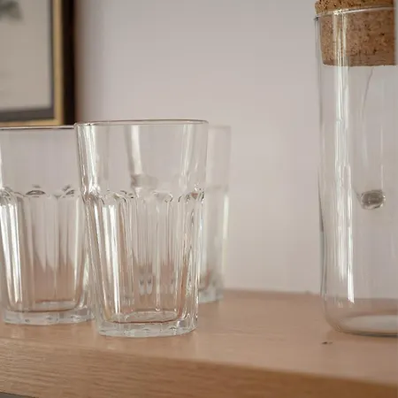 Jasny Z 2 Balkonami Partynice By Renters *