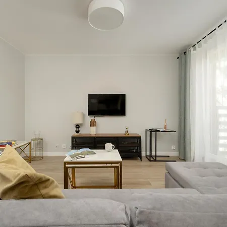 Jasny Z 2 Balkonami Partynice By Renters Вроцлав