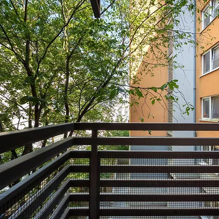 Jasny Z 2 Balkonami Partynice By Renters Wroclaw