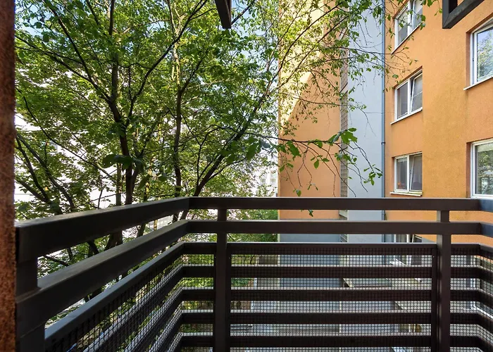 Jasny Z 2 Balkonami Partynice By Renters 브로츠와프